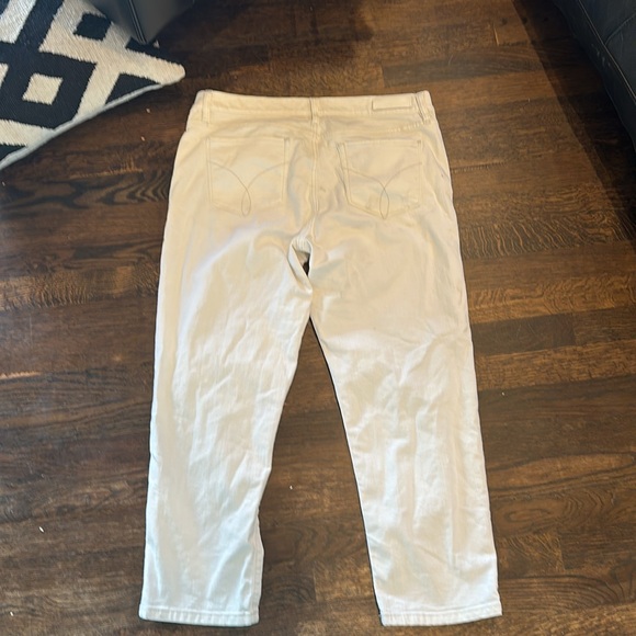 Calvin Klein White Boyfriend Jeans - Picture 7 of 9